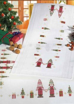 Christmas gnome table cover