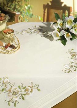 Christmas Rose table cover