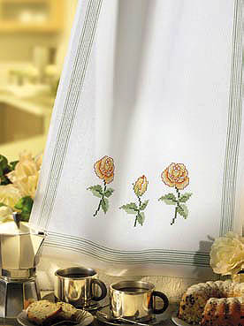 Roses teacloth with green border