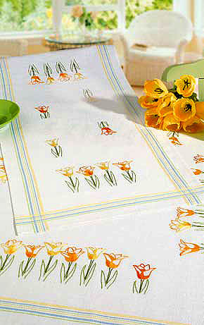 Pastel flowers table cover