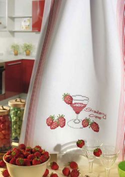 Strawberry cream teacloth