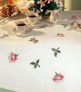 Roses table cover