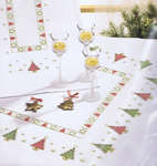 Christmas Trees, Stars and Presents Table Runner