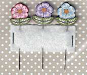 Click/tap for more details of Flowers Small Pin Set (Needles) by puntiniputini