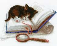Click for more details of Kitten on a Book (cross stitch) by Riolis