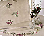Leaves and Berries Table Cover