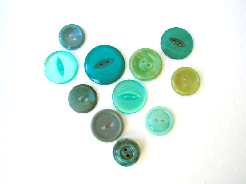 Green Vintage Buttons x10