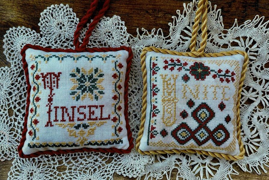 Vintage Christmas Alphabet 9