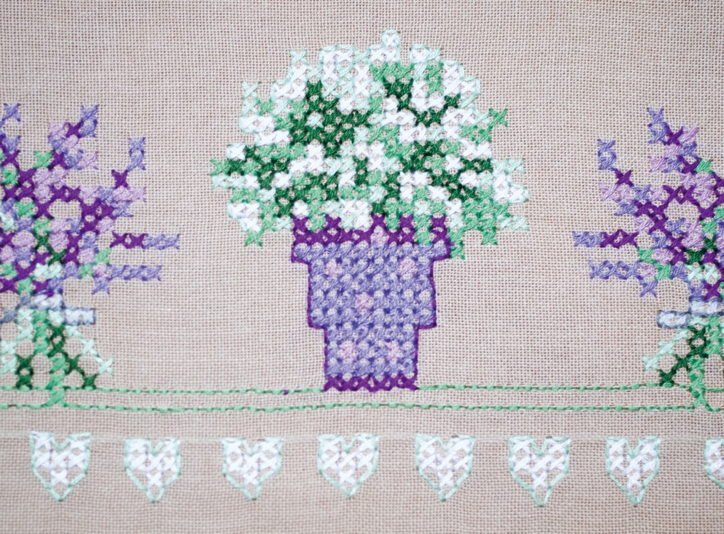 Lavender Runner (view 2)