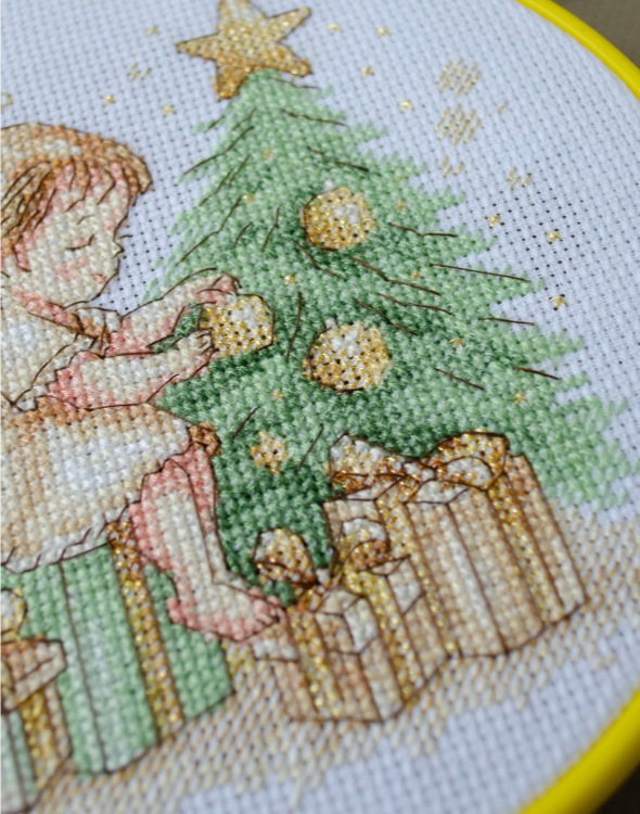 Little Christmas Angel (view 3)