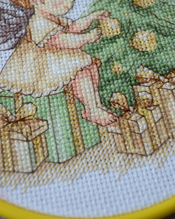 Little Christmas Angel (view 4)