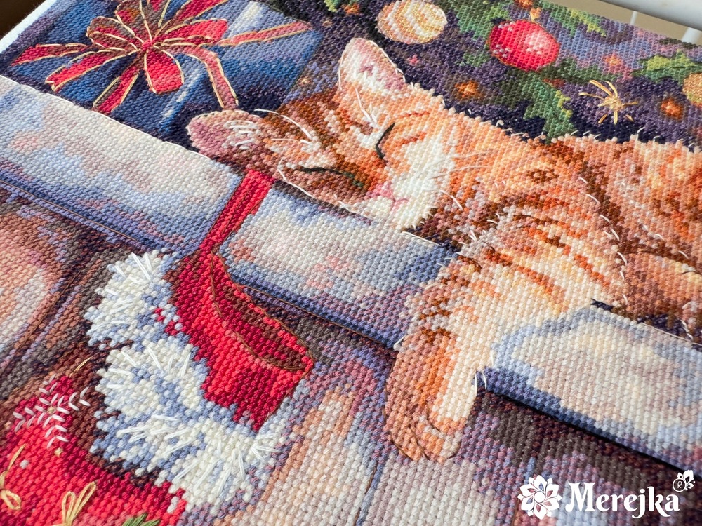 Santa's Helper (view 2)
