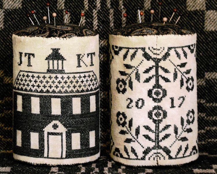 Schoolhouse Coverlet Drum