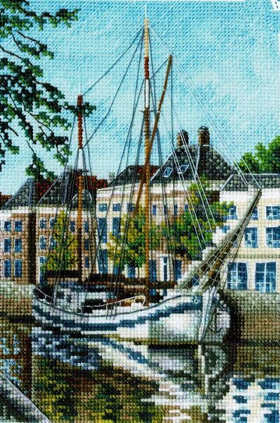 With a Flavour of Salt, Wind and Sun: Harbour