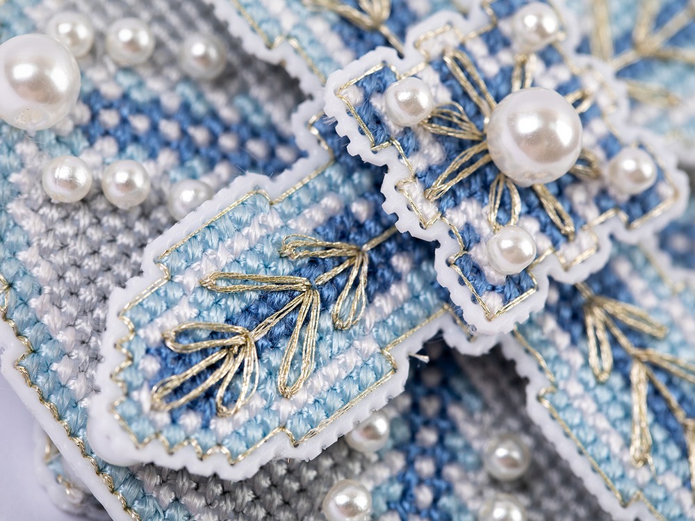 Christmas Ornament - Blue Ball (view 5)