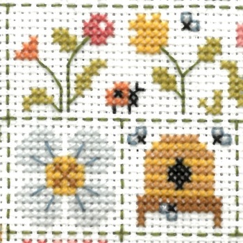 Patchwork Aux Abeilles (Bee Patchwork) (view 2)
