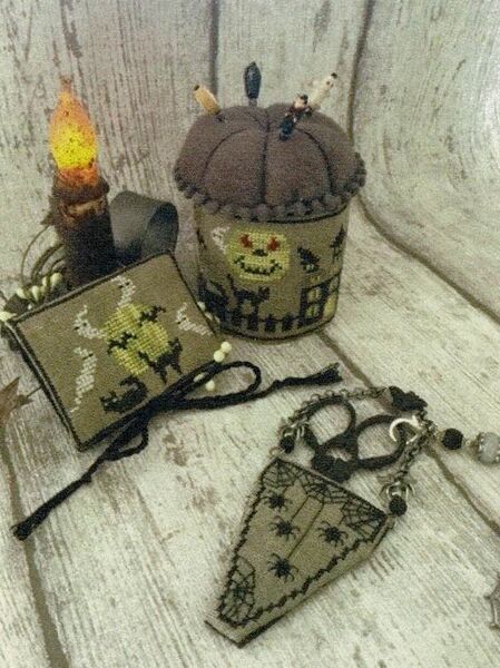 Ghostly Music Sewing Set