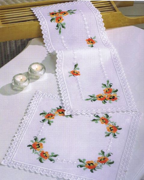 Hardanger Poppy Table Mats