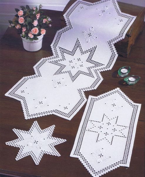 White Star Hardanger Table Mats