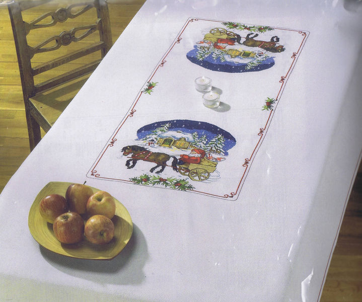 Santa's Horse and Carriage Christmas Table Cover