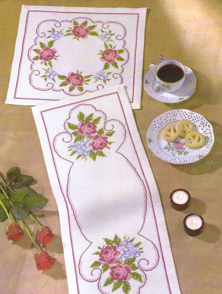 Roses and Forget-me-not Table Runner