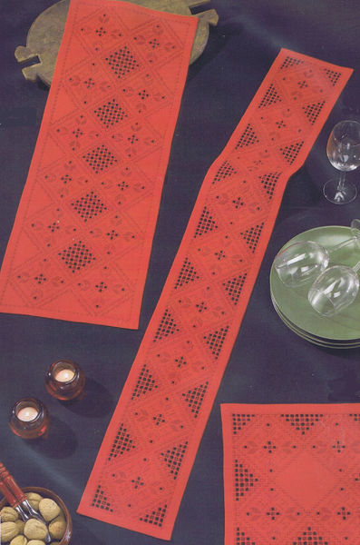 Red Christmas Diamond Hardanger Table Mats