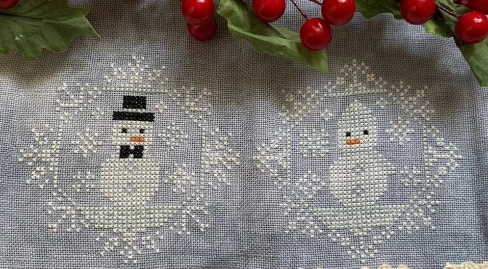 Quirky Quaker Snowfolk