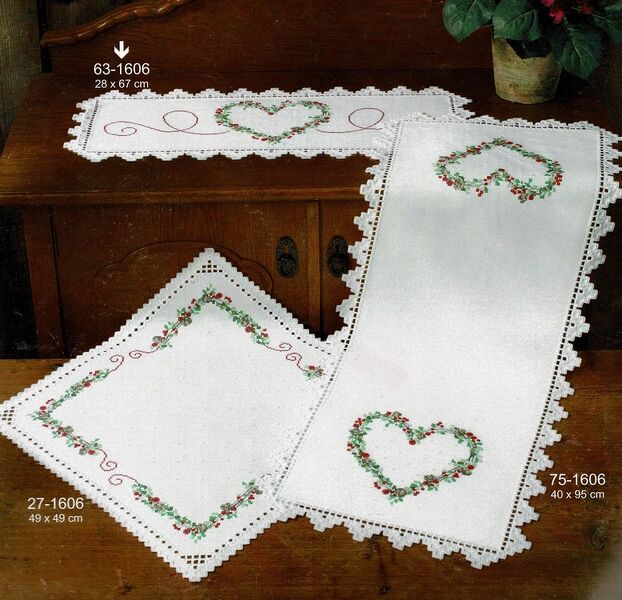 Hardanger Berries Table Runner