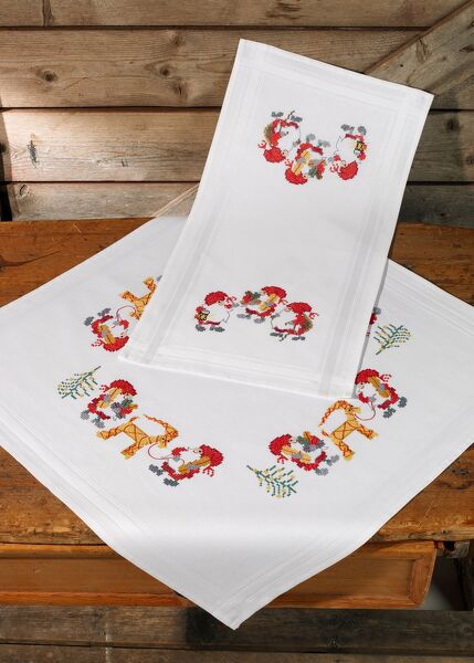 Elf Table Covers
