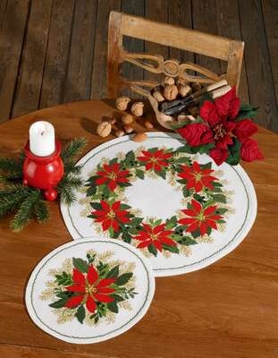 Poinsettia%20Table%20Mat%20(05-3861)