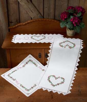 Hardanger Berries Table Cover - click for larger image