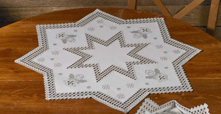 Hardanger Table Mats with Christmas Angels