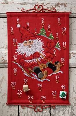 Santa%20on%20a%20Sledge%20advent%20(34-1220)