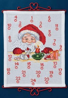 Santa Claus and Mouse Advent Calendar - click for larger image