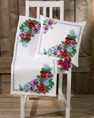 Petunias Table Runner - click for larger image