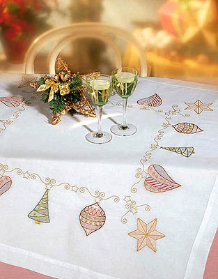 Christmas Baubles table cover