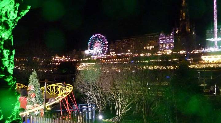 Edinburgh in the Festive Season, photo